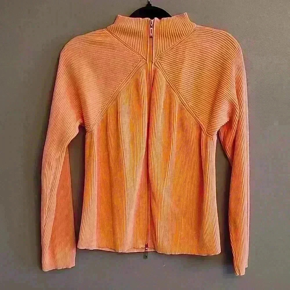 Liz Claibrone Zippered sweater